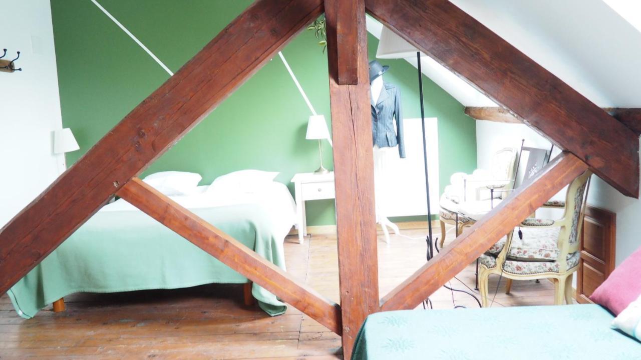 La Garenne De Morestel Luaran gambar